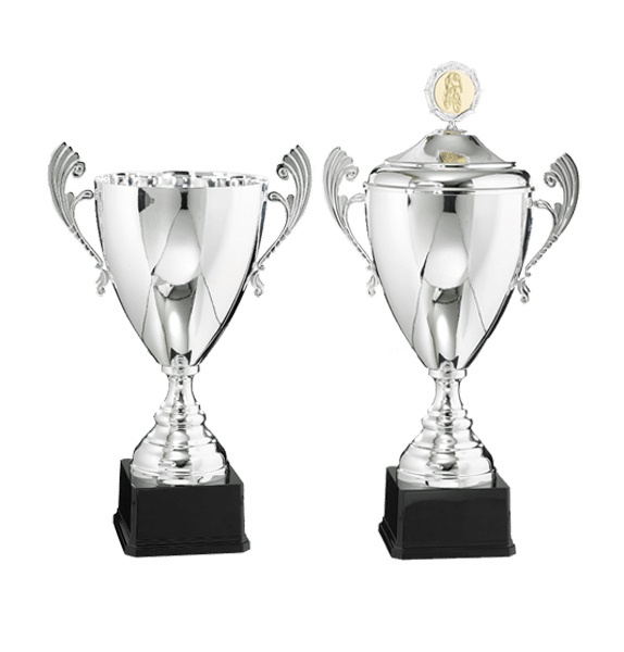 Silverpokal med handtag. svart plastsockel